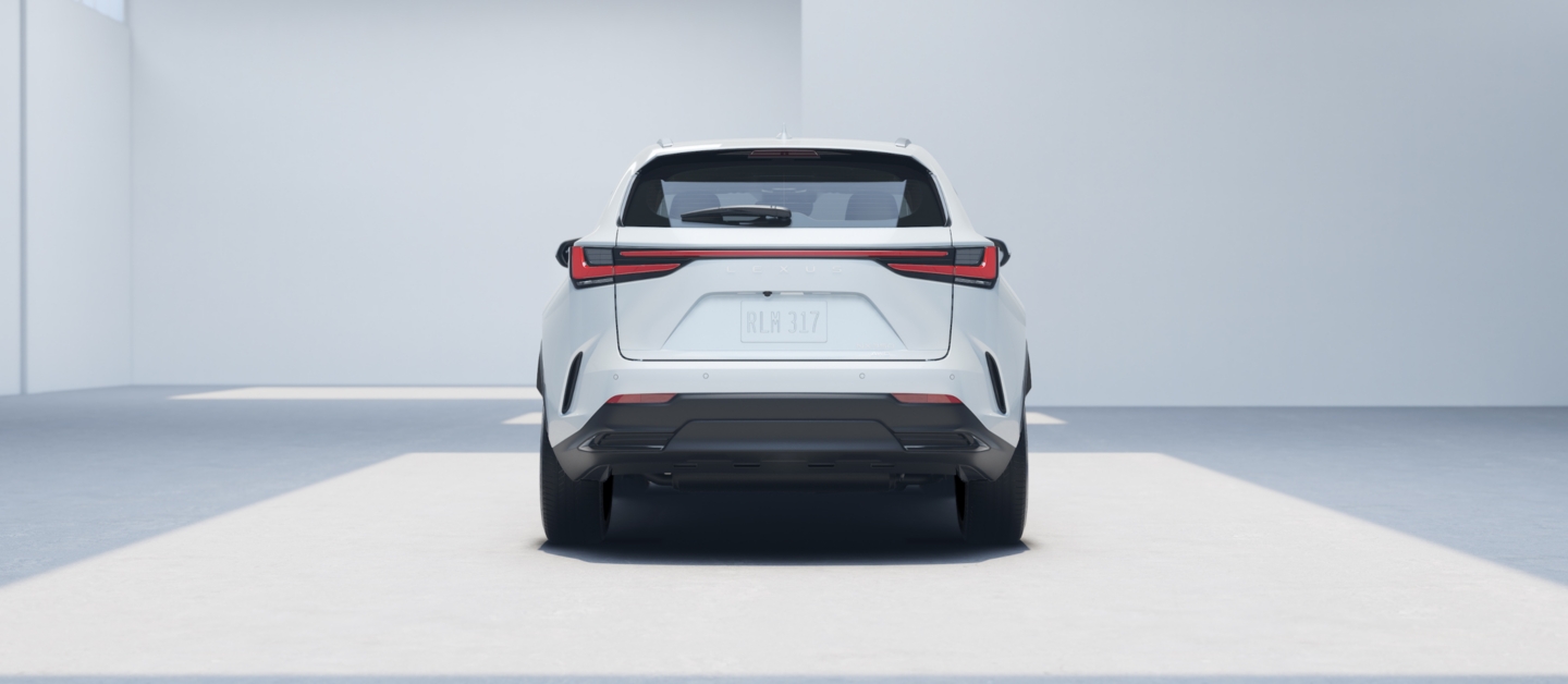 Lexus NX став повністю гібридним: кросовер оновили та збільшили електричний запас ходу