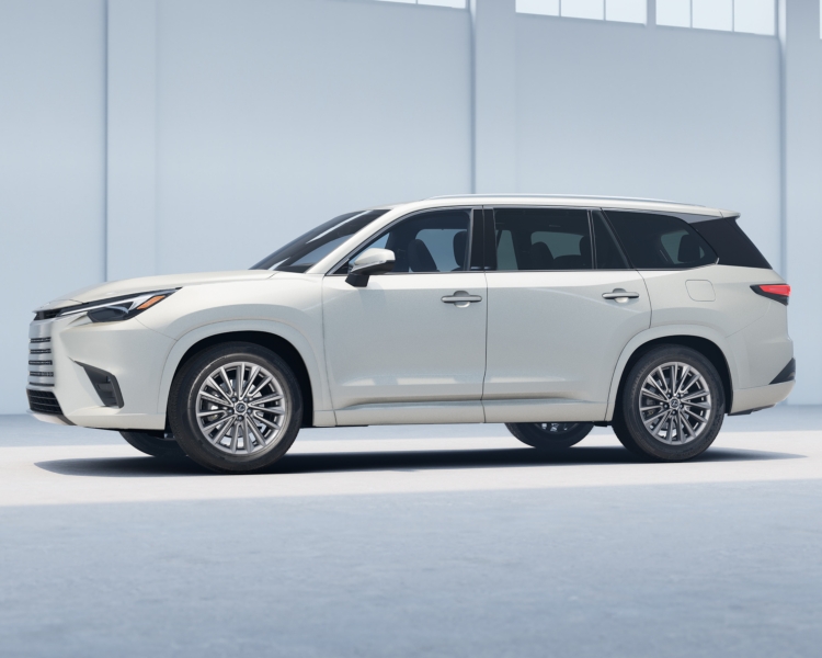 https://tmna.assetscs.toyota.com/is/image/lexusaemcs/lexus/images/models/tx/2026/visualizer/350/exterior/20-in-multispoke-alloy-wheels-with-dark-gray-finish/wind-chill-pearl/large-3.jpg?extend=-378%2C-507%2C-378%2C-507&hei=600&qlt=100&wid=750