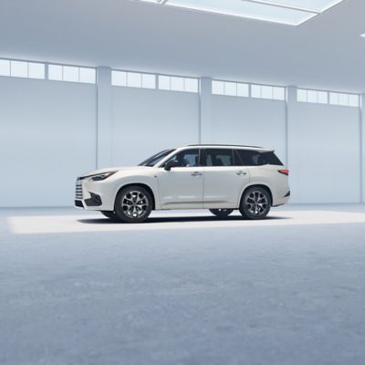 2026 Lexus TX 500h – Luxury 3-Row SUV | Lexus.com